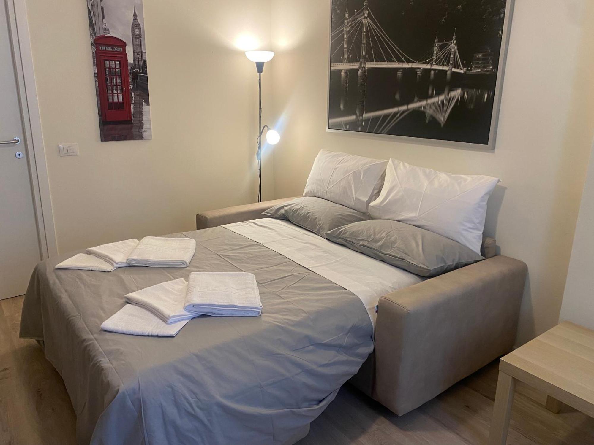 Appartamento Anna - Comfort E Stile In Centro Storico Імола Екстер'єр фото