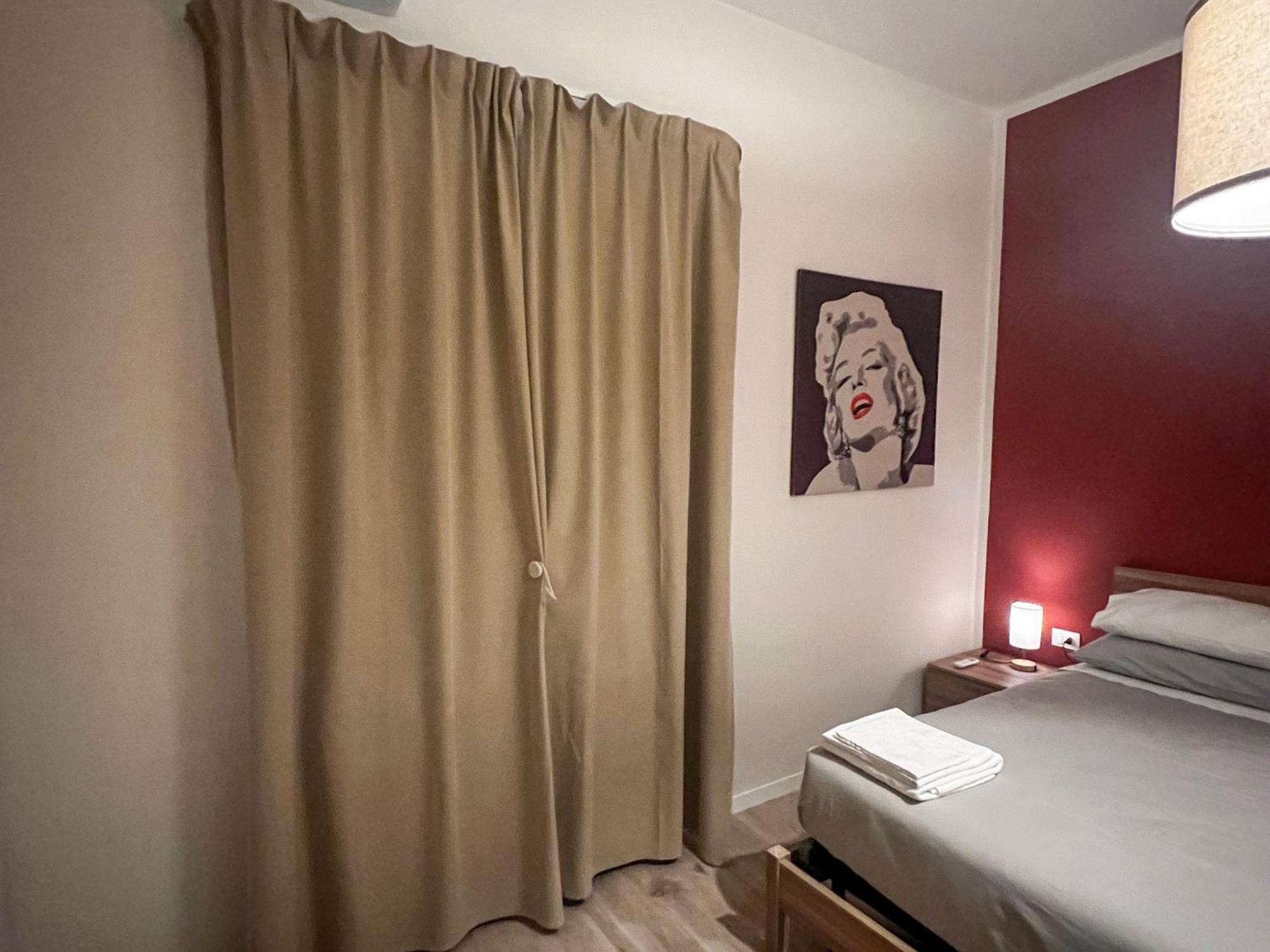 Appartamento Anna - Comfort E Stile In Centro Storico Імола Екстер'єр фото